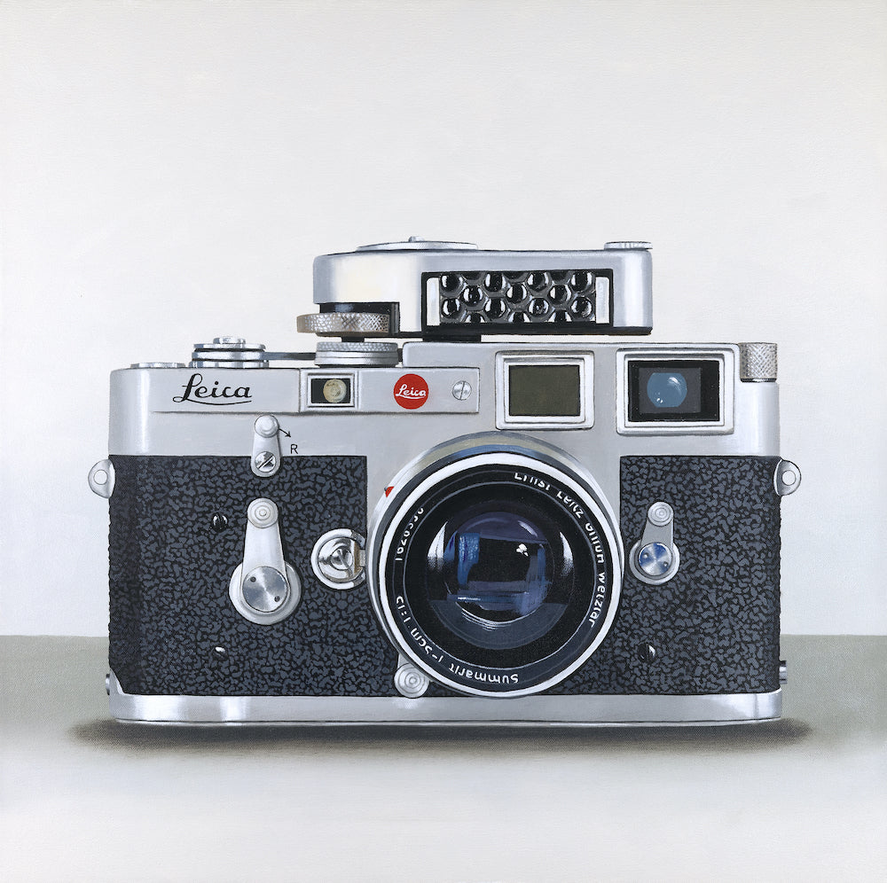 Painting of a Leica camera by Scott Yelonek in a hyperrealistic style